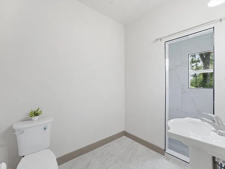 4876 E Williams Spring Rd — Photo 12