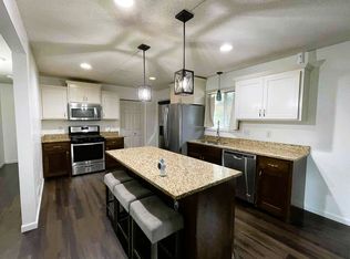 6609 76th Ave N, Brooklyn Park, MN 55428