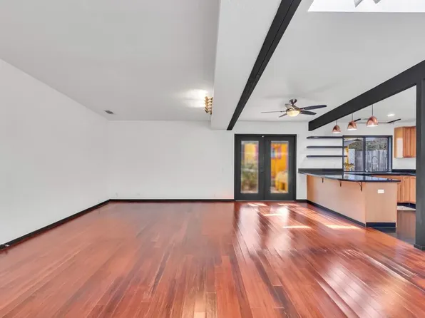 31 Paddle Ct, Sacramento, CA 95833