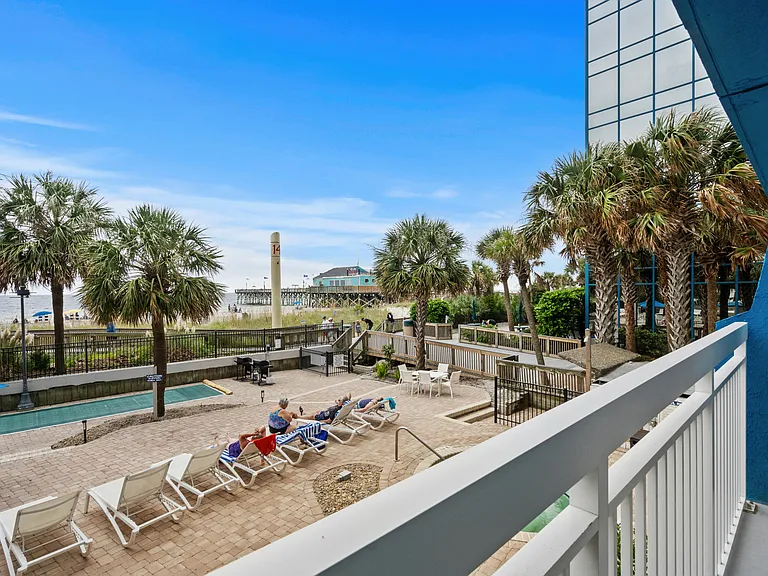 1304 N Ocean Blvd — Photo 34