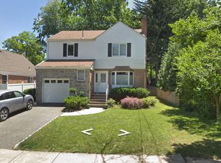 45 Brook Ter, Leonia, NJ 07605