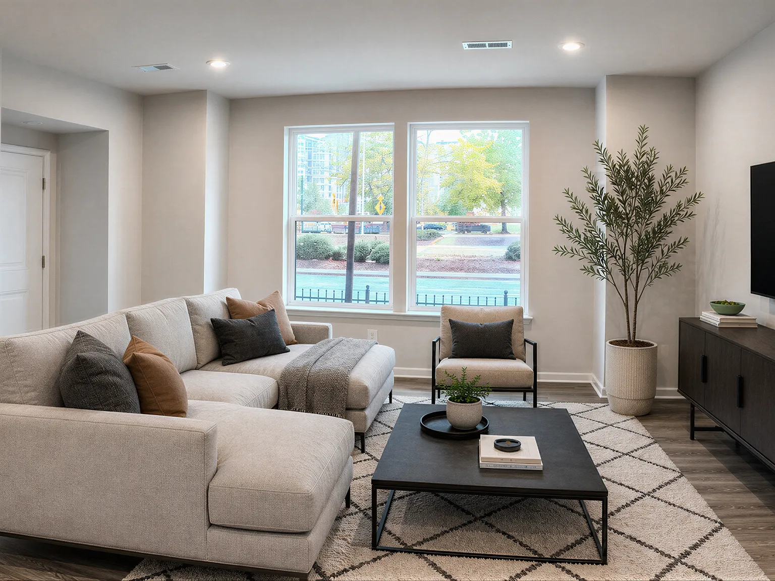 3 bed, 2.5 bath, 1573 sqft, $3,400 — Photo 3