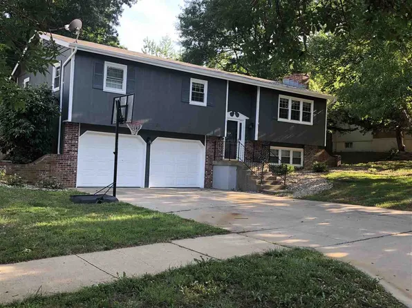 3309 Claflin Rd, Manhattan, KS 66503
