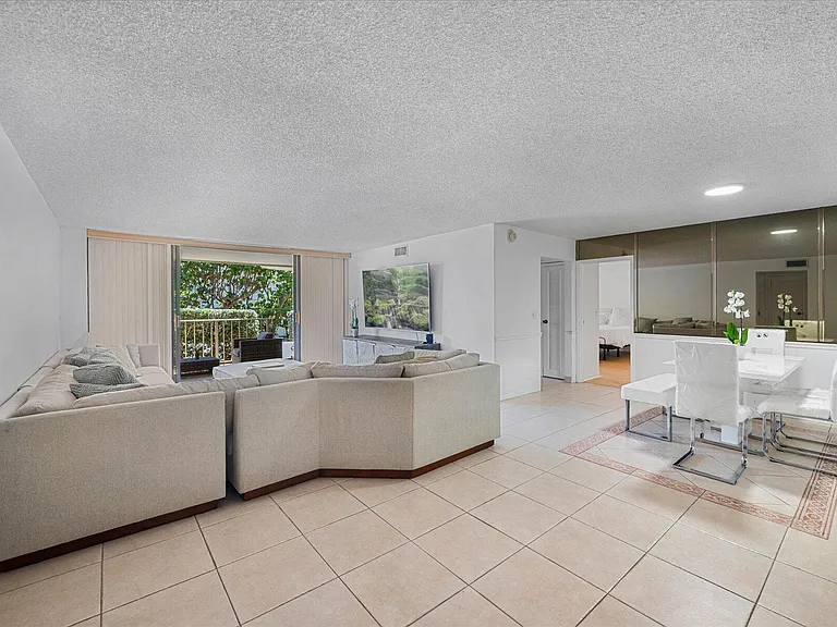 3200 S Ocean Blvd #A102 — Photo 5