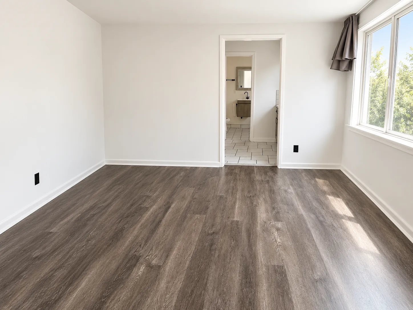 819 S Grevillea Ave — Photo 4