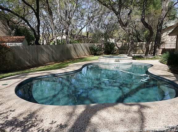 3rd image of 13514 Carlton Oaks