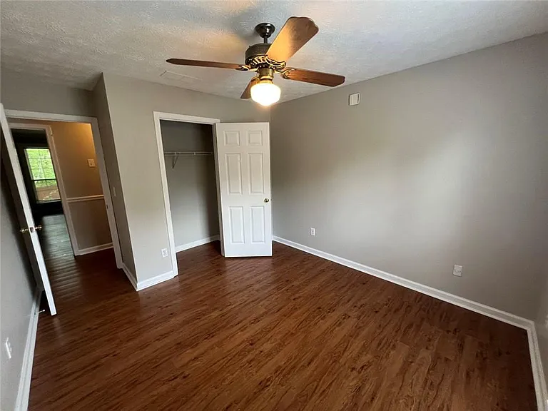 3770 Oak Park Dr — Photo 10