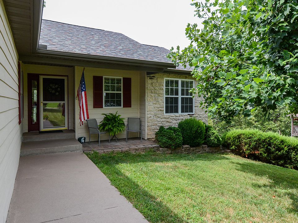 1st image of 40 Oregon Ln