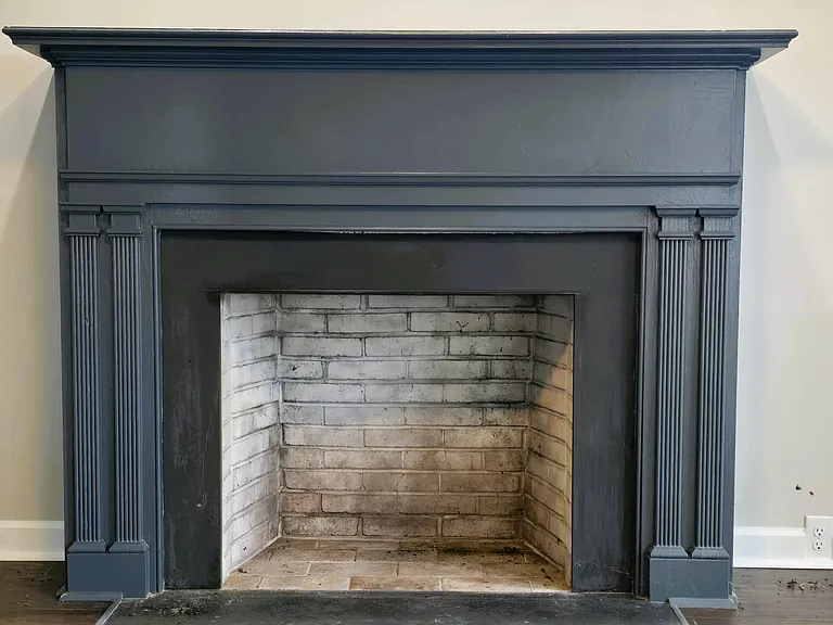 225 Bond St — Photo 7