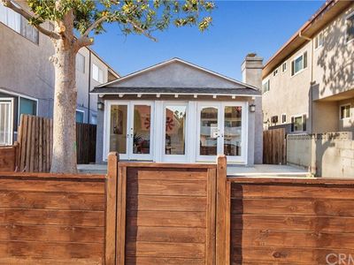 12957 Moorpark St, Studio City, CA, 91604