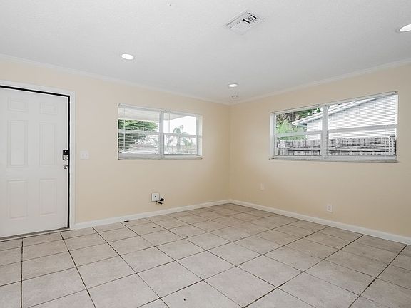 5th image of 7203 SW 4th Ct