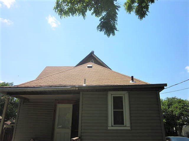 2nd image of 244 Des Moines Ave