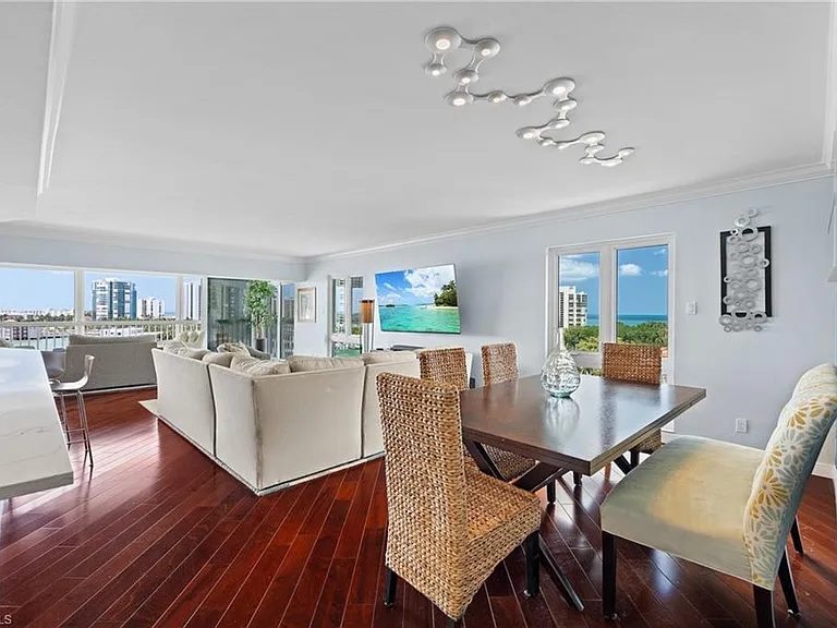 250 Park Shore Dr #803 — Photo 10
