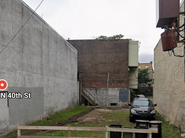 800 N 40th 1/2 St, Philadelphia, PA 19104