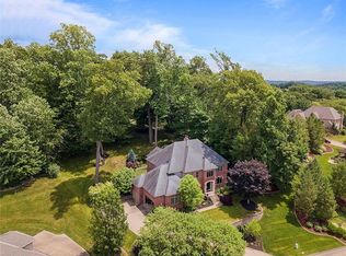 7020 Pinehurst Dr, Presto, PA 15142
