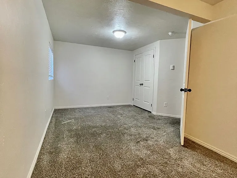 1554 Monroe Blvd #D3 — Photo 39