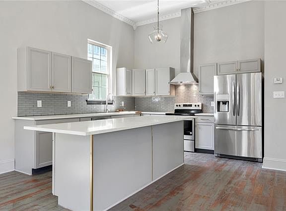5th image of 1804 Bienville St