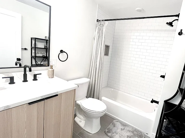 101 Condor St #201 — Photo 9