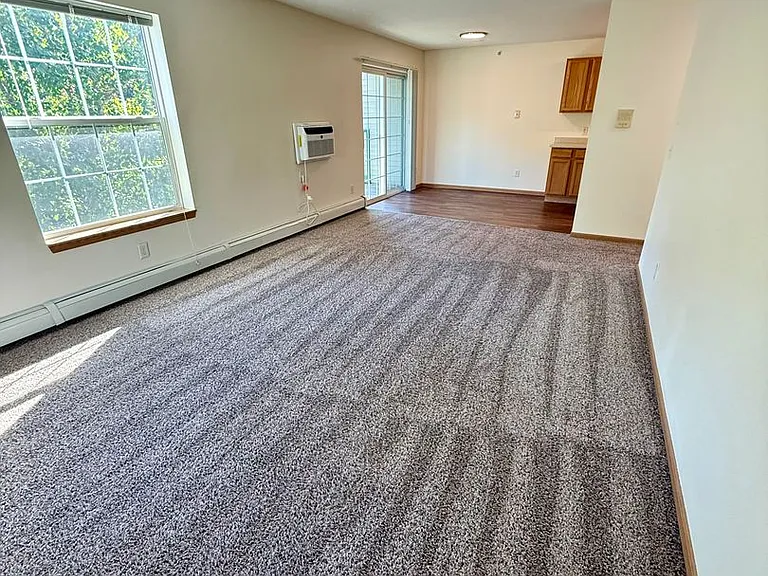 Ashwood Birchwood Apartments — Photo 11