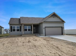 193 Crystal Ct, Alma, MI 48801