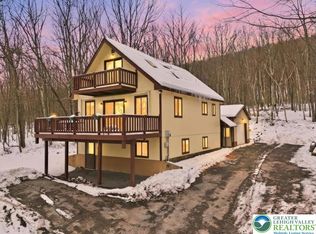 704 Rainbow Ter, Effort, PA 18330