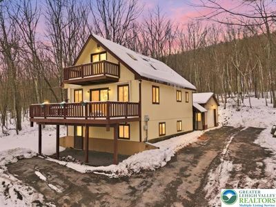 704 Rainbow Ter, Effort, PA, 18330