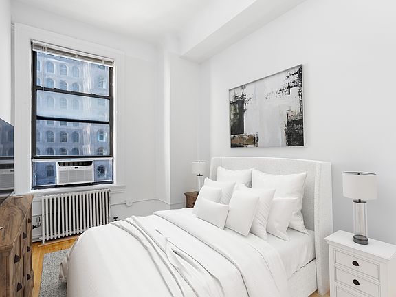 5th image of 135 William St APT 11B