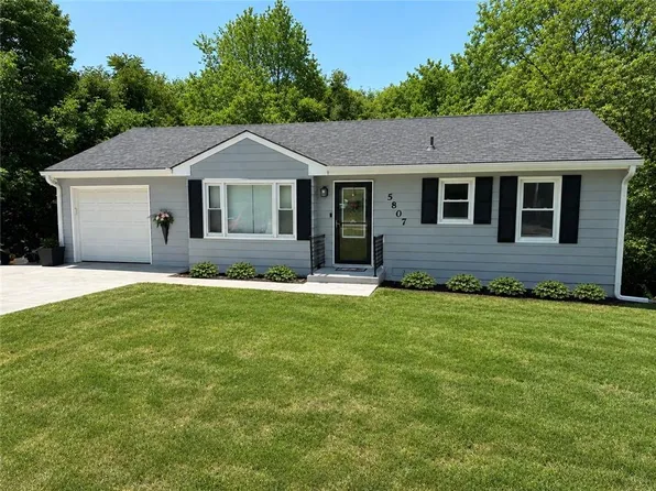 5807 N Flora Ave, Kansas City, MO 64118