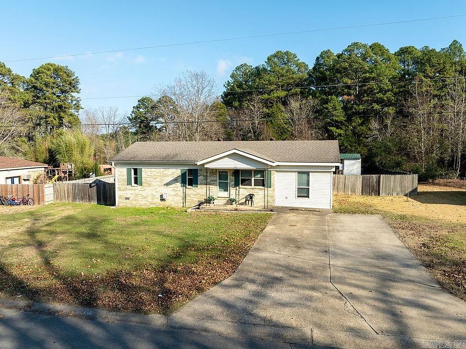 1st image of 1417 Meadowbrook Dr