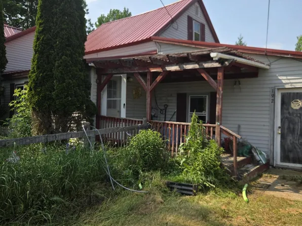 192 Old Bangor Road, Newport, ME 04953