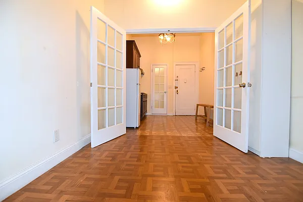 Rented by Manhattan Spaces | media 15