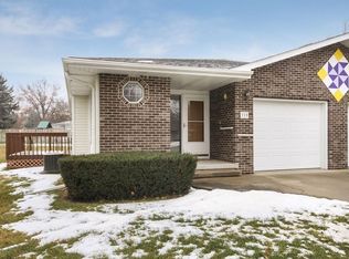 719 N 6th Avenue Cir, Winterset, IA 50273