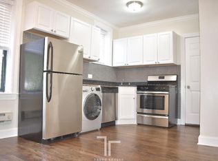 3817-2 N Greenview Ave #2E, Chicago, IL 60613