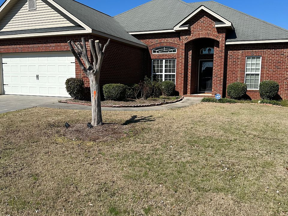 Free Bi Weekly Yard Service, Cooks Pest Control, and Liquid Lawn Weed Control for 1 year!