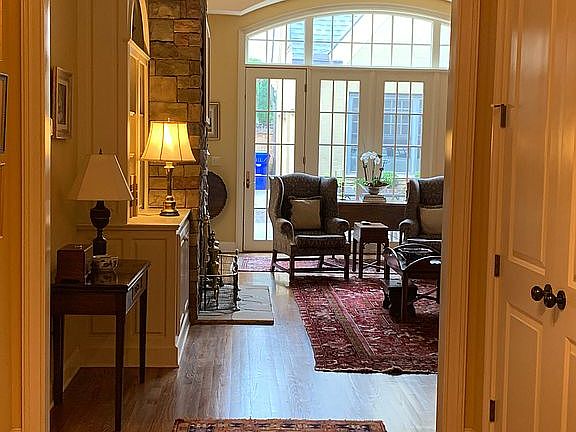 3rd image of 49 Paddington Ave