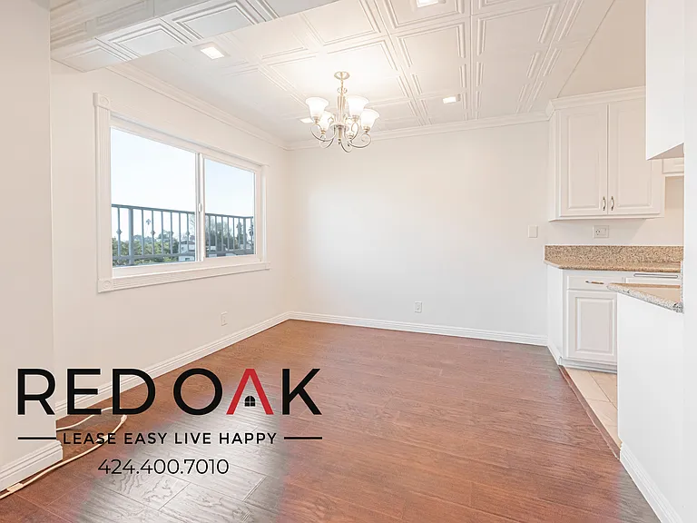 1489 S Canfield Ave #206 — Photo 5