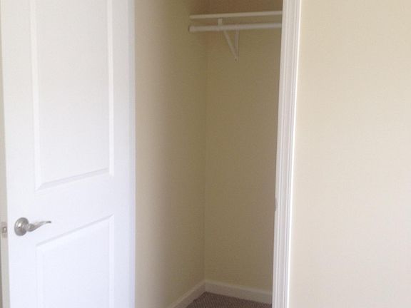 4th image of 415 N 41st St #B