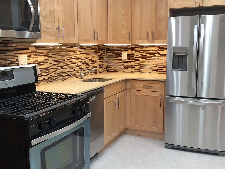 1st image of 2616 24th Ave #2