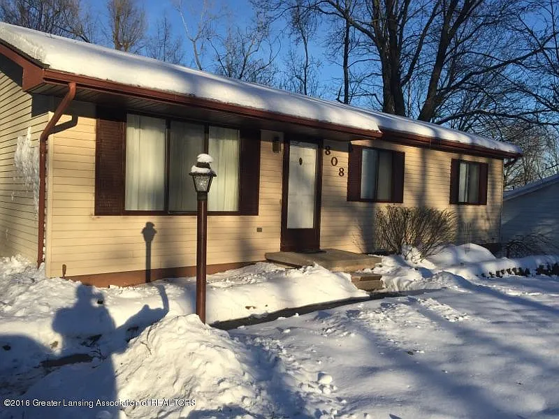 808 W Cavanaugh Rd photo 1