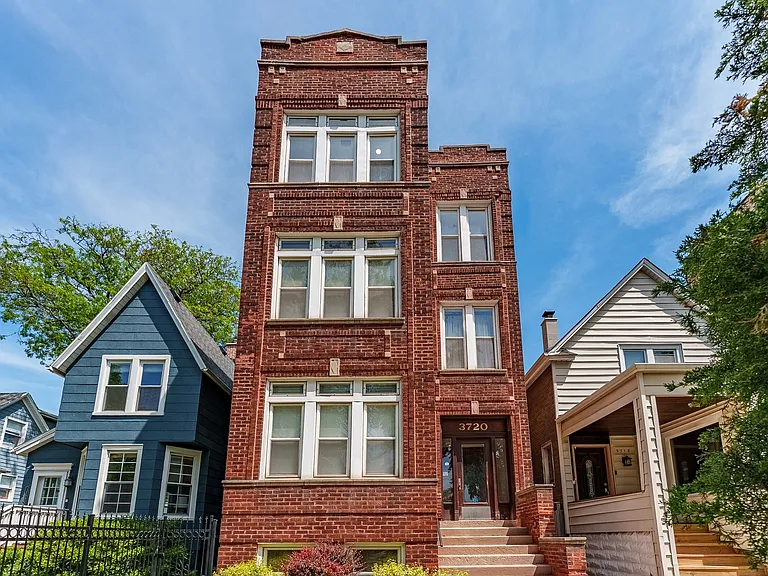 3720 W Eddy St #3 — Photo 1