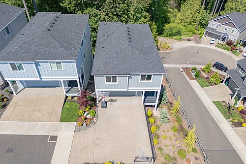 17619 SW Sunview Ln Photo 1