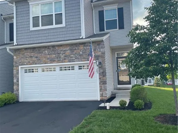 355 Ridgewood Dr, Royersford, PA 19468