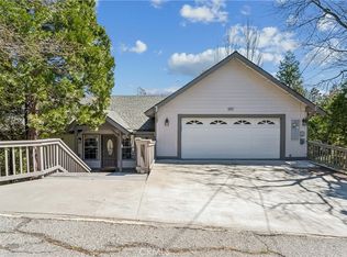 27487 N Bay Rd, Lake Arrowhead, CA 92352