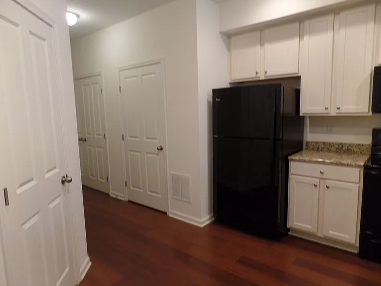5353 Nottinghamshire Ln — Photo 16