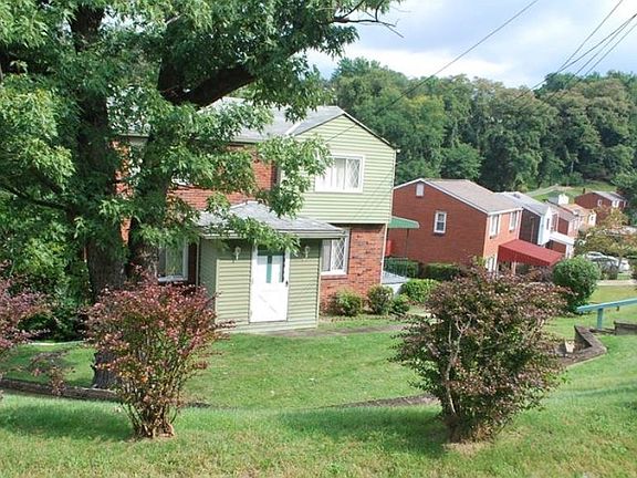Nice curb appeal!