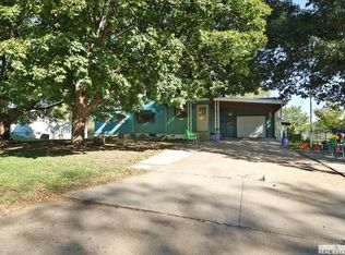 718 Grand Ave, Humboldt, NE 68376