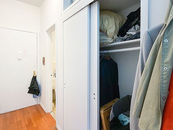 5th image of 238 W 20th St APT 2A