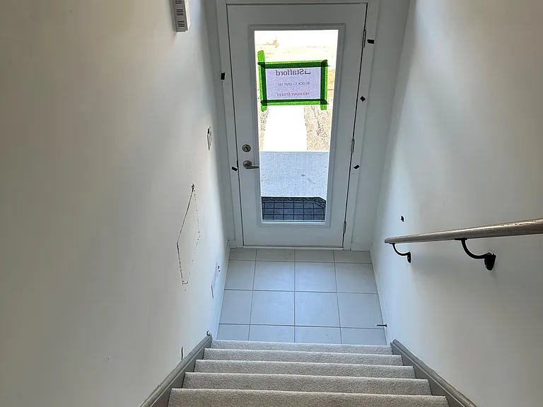 163 Hunt St N #101 — Photo 12