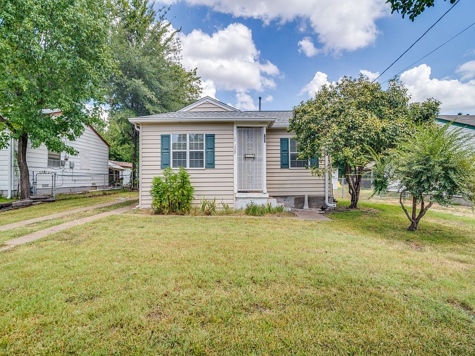 1st image of 737 Pecan Dr