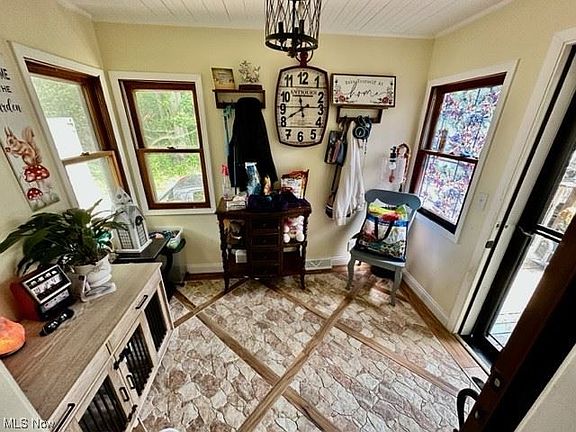 3rd image of 5380 Burns Rd